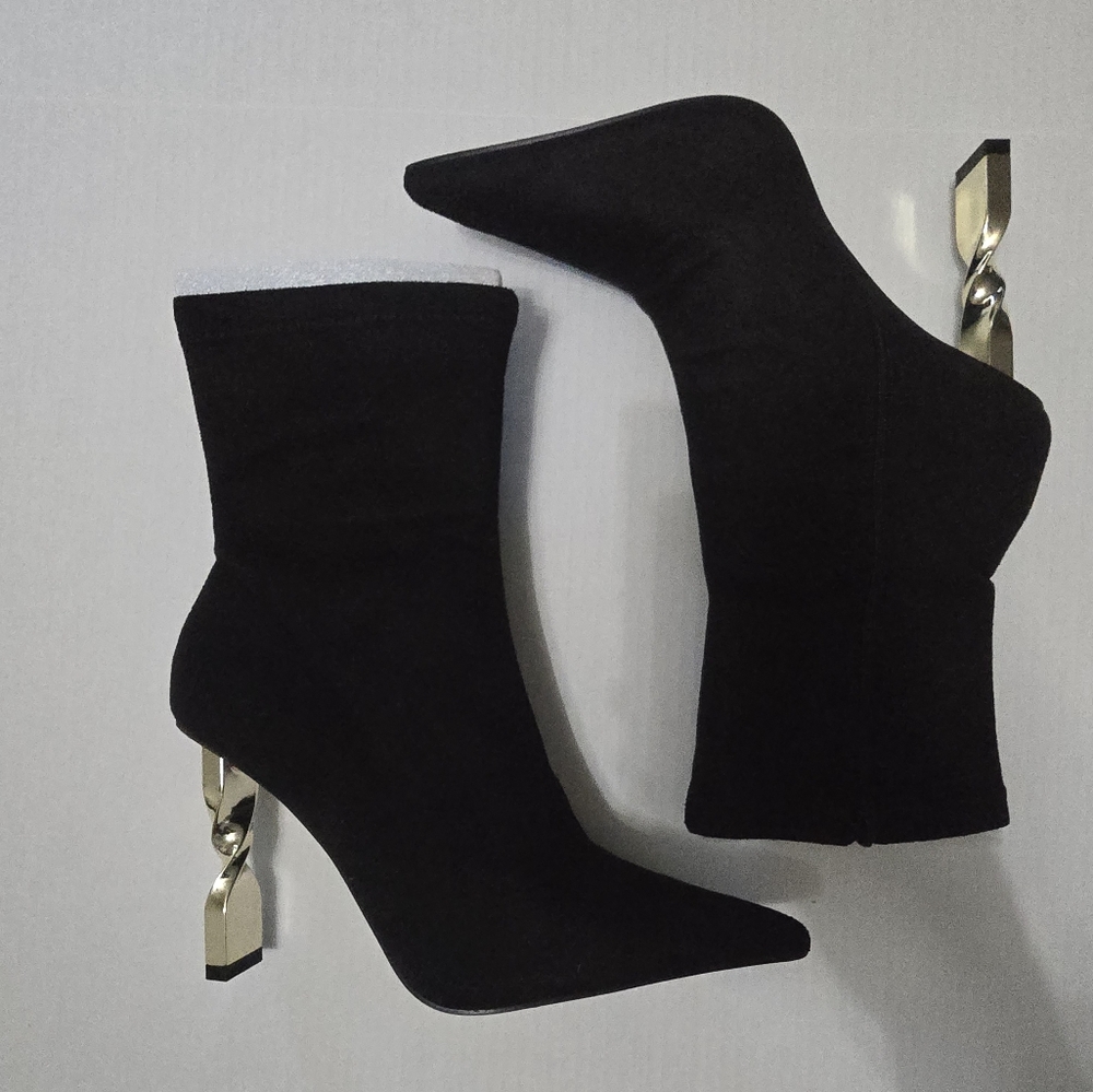 Azalea Wang Bearnaise Black Novelty Heel Bootie (brand new)